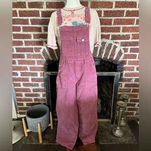 **SOLD** NWOT american eagle AE stovepipe corduroy overalls